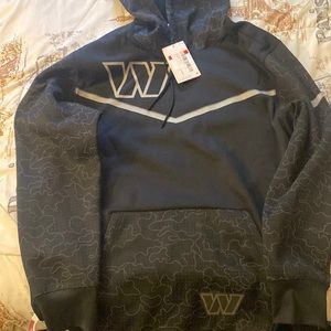 Commander blackout hoodie has reflector on it brand new